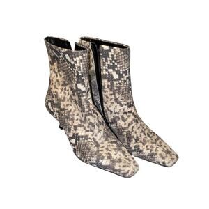 Giani Bini Snakeskin Print Ankle Booties SnipToe Kitten Heel